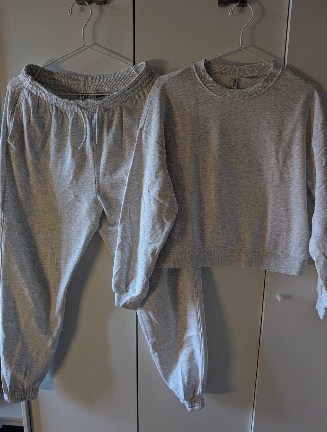 H&M Divided Joggingpak - Grijs - Maat S, Ophalen of Verzenden