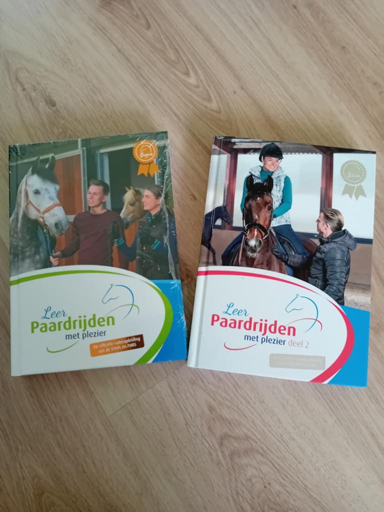 Leer paardrijden met plezier (Brons en Zilver), Ophalen of Verzenden, Nieuw, Overige sporten