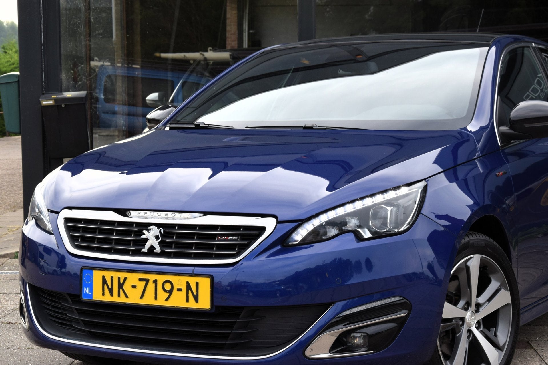 Peugeot 308 1.2 PureTech Blue Lease GT-line, Voorwielaandrijving, Gebruikt, Euro 6, Blauw