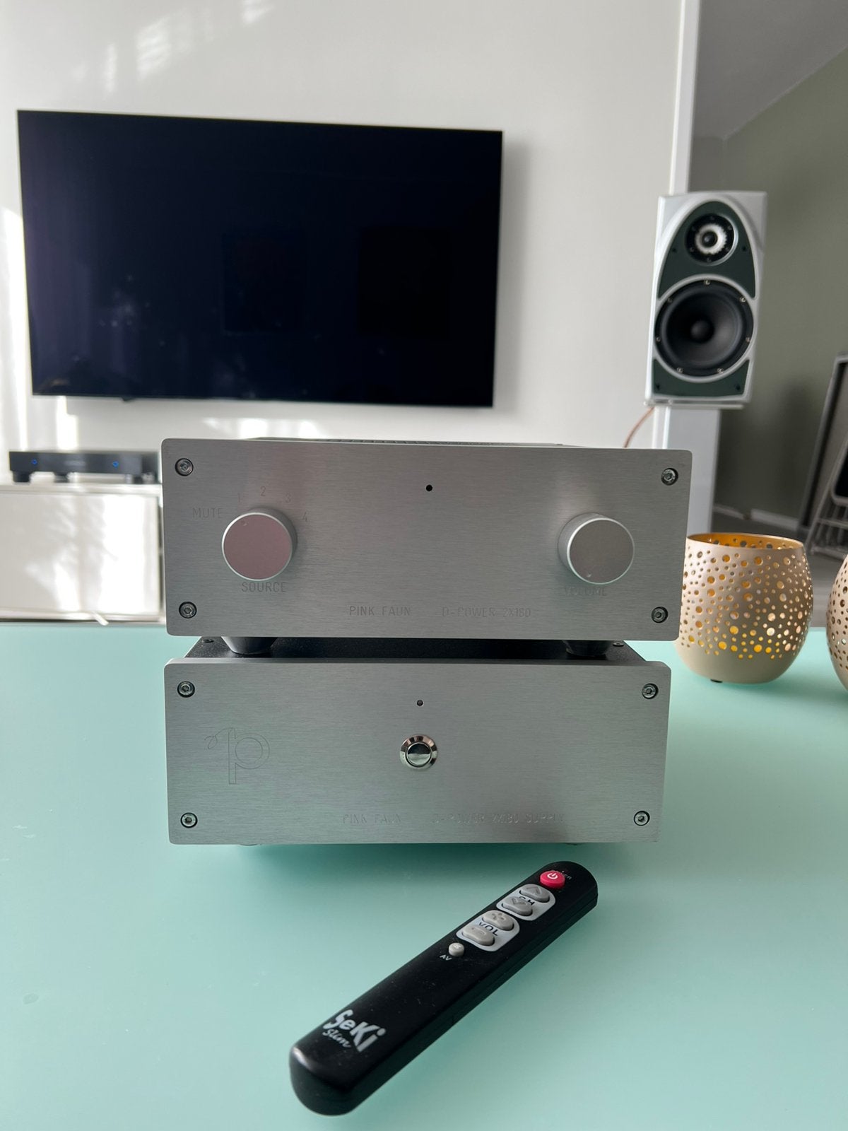 Pink Faun 2x180W geintegreerde versterker, Ophalen, Zo goed als nieuw, 120 watt of meer, Overige merken