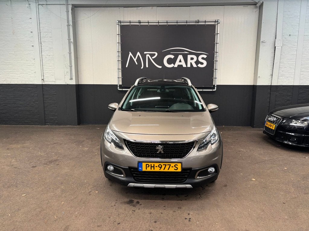 Peugeot 2008 1.2 PureTech Allure airco/pano, Auto's, Peugeot, 1199 cc, 49 €/maand, Origineel Nederlands, Bedrijf