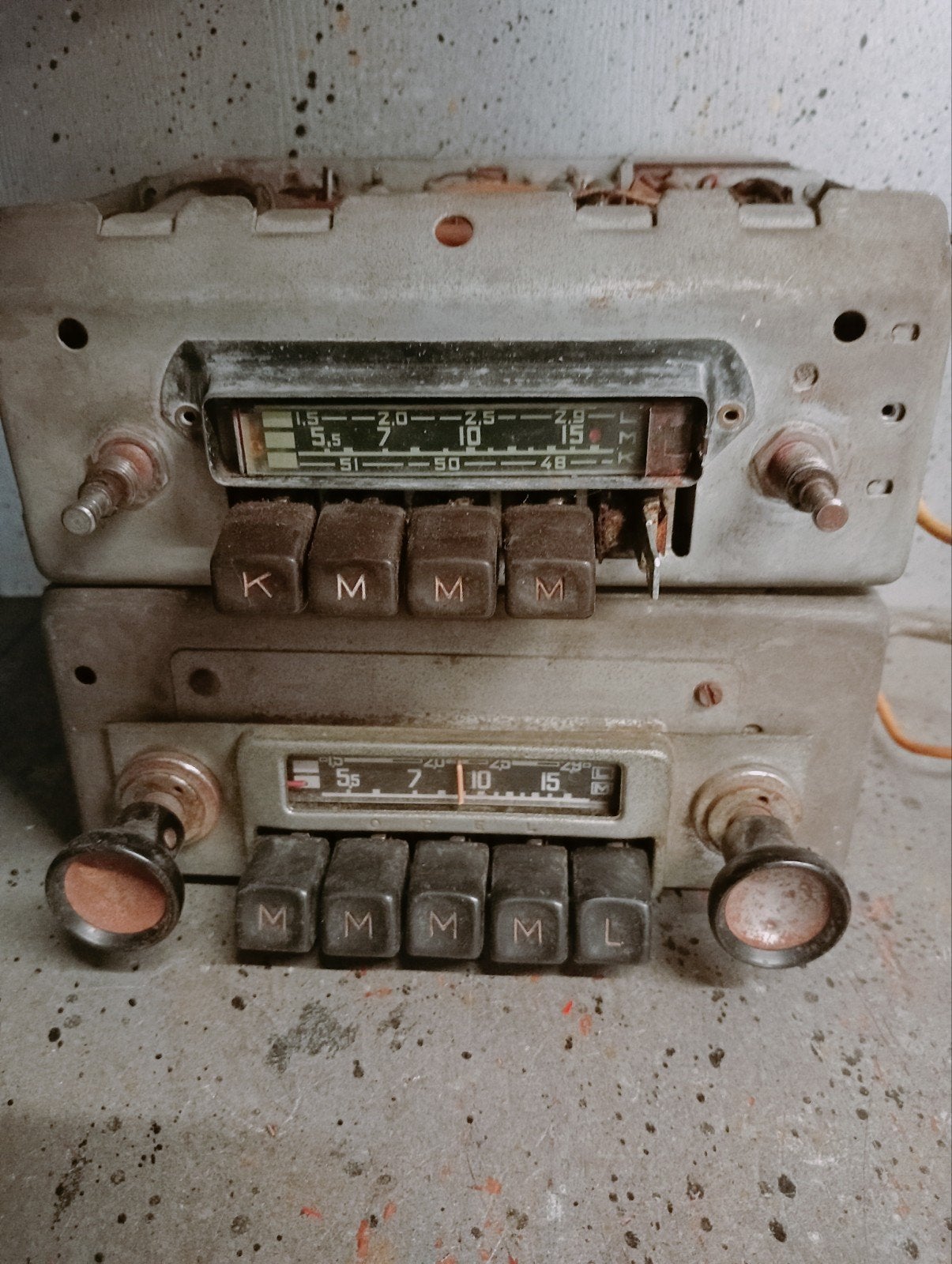 Voor Restauratie Blaupunkt Buizen Radio's, Auto diversen, Autoradio's, Ophalen of Verzenden