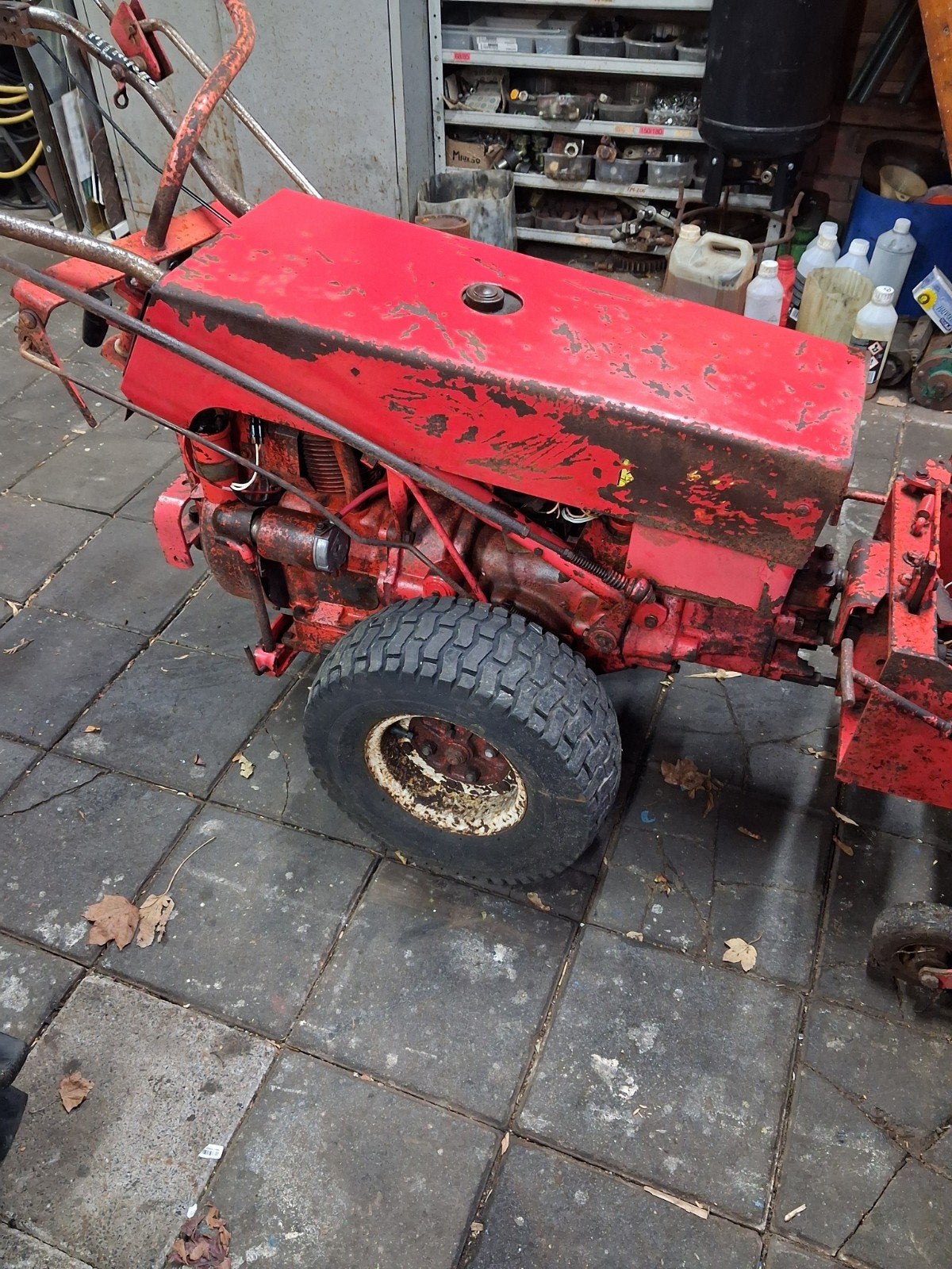 gravely 12 pk 2 wiel minitrekker en veegmachine schuurfondst, Tuin en Terras, Ophalen, Gebruikt, Gravely, Elektrische starter