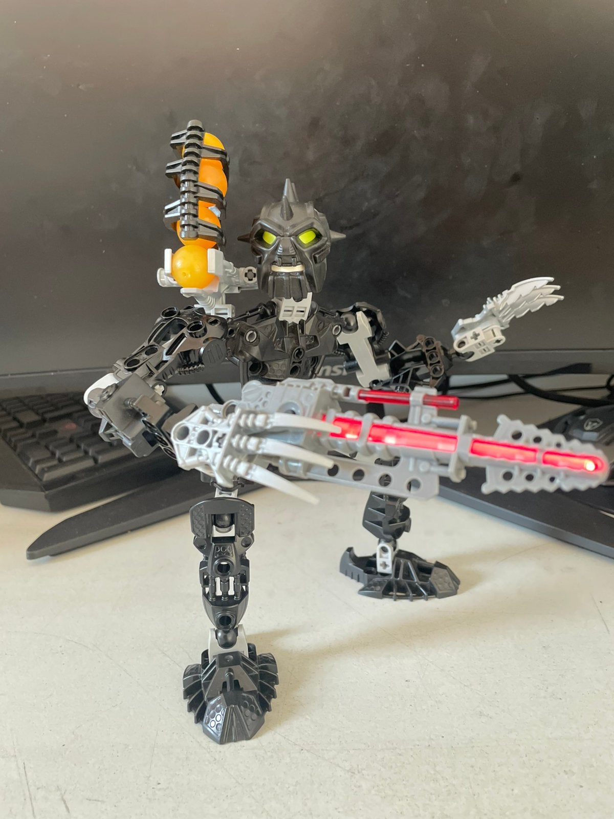 Lego Bionicle 8729 Toa Nuparu Inika, Bionicle, Lego, Ophalen of Verzenden, Zo goed als nieuw