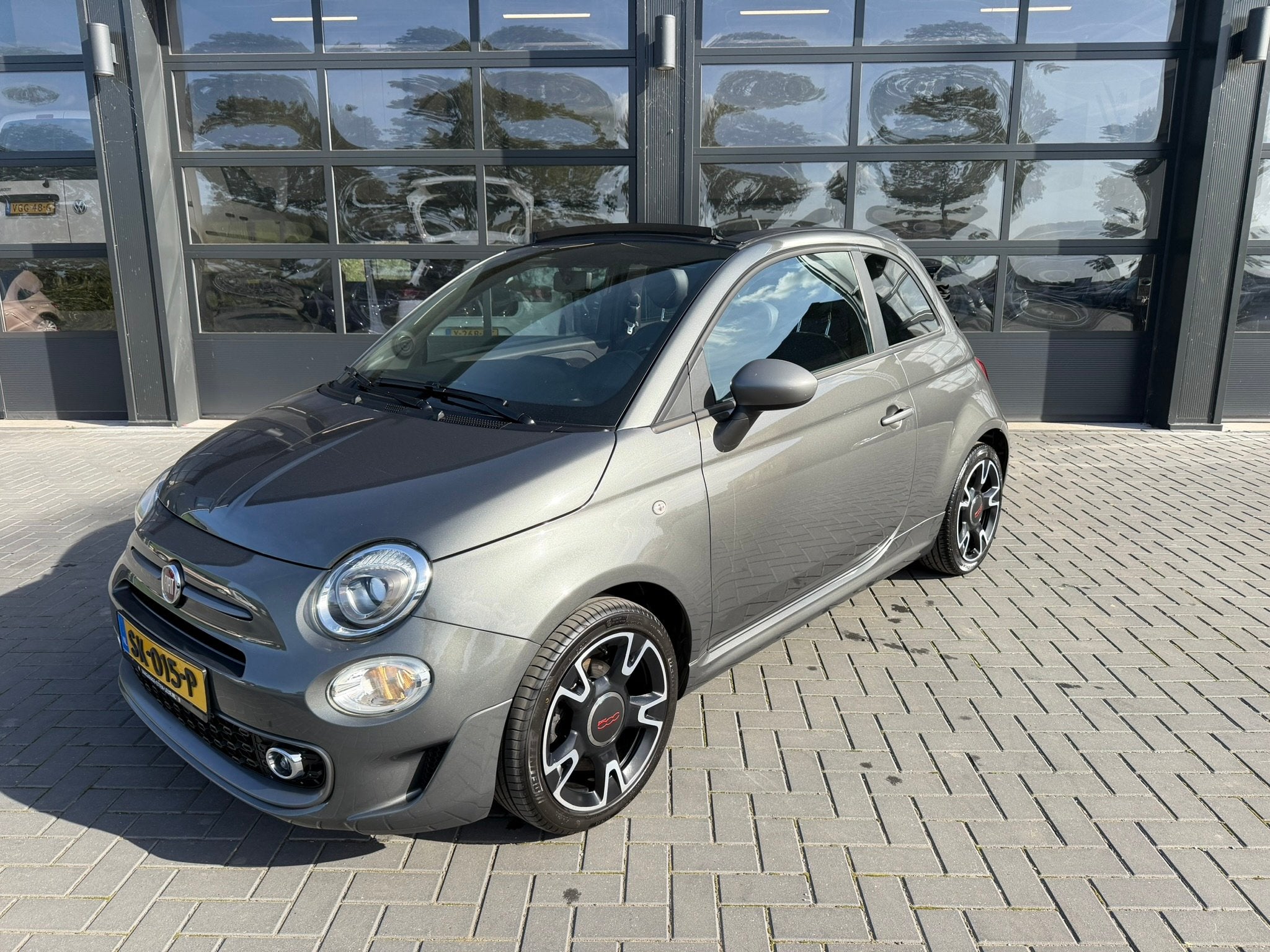 Fiat 500C 0.9 Twinair Sport | Navi (bj 2018), Auto's, Gebruikt, 31 €/maand, Parkeersensor, Bedrijf