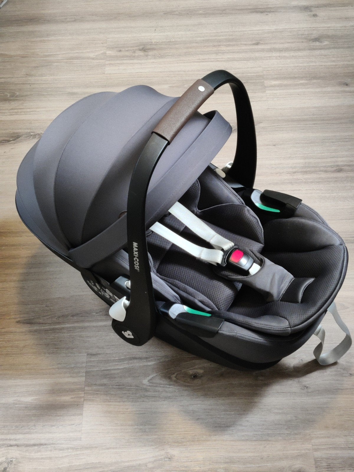 Maxi-Cosi Pebble 360 Pro2 autostoel, Ophalen of Verzenden, Zo goed als nieuw, Isofix, 0 t/m 13 kg