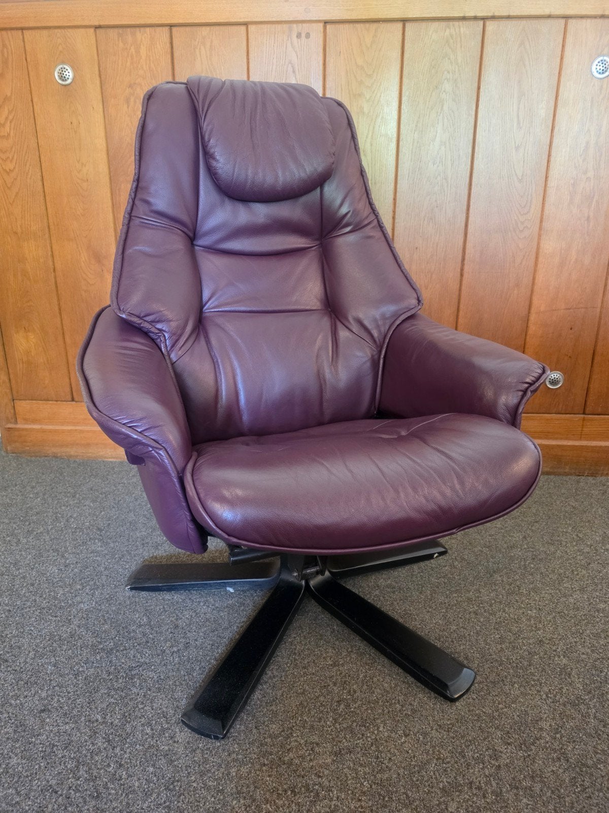 Vintage Draaifauteuil - Aubergine Leer - Ligstand defect, Ophalen, Gebruikt, Minder dan 75 cm, 75 tot 100 cm