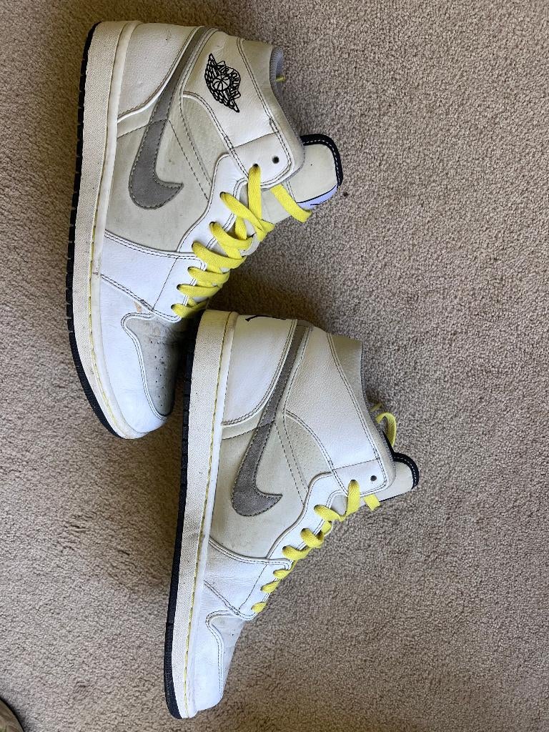 Nike Air Jordan Phat 'Vibrant Yellow' - Maat 44,5, Ophalen, Overige kleuren, Nike, Sneakers of Gympen