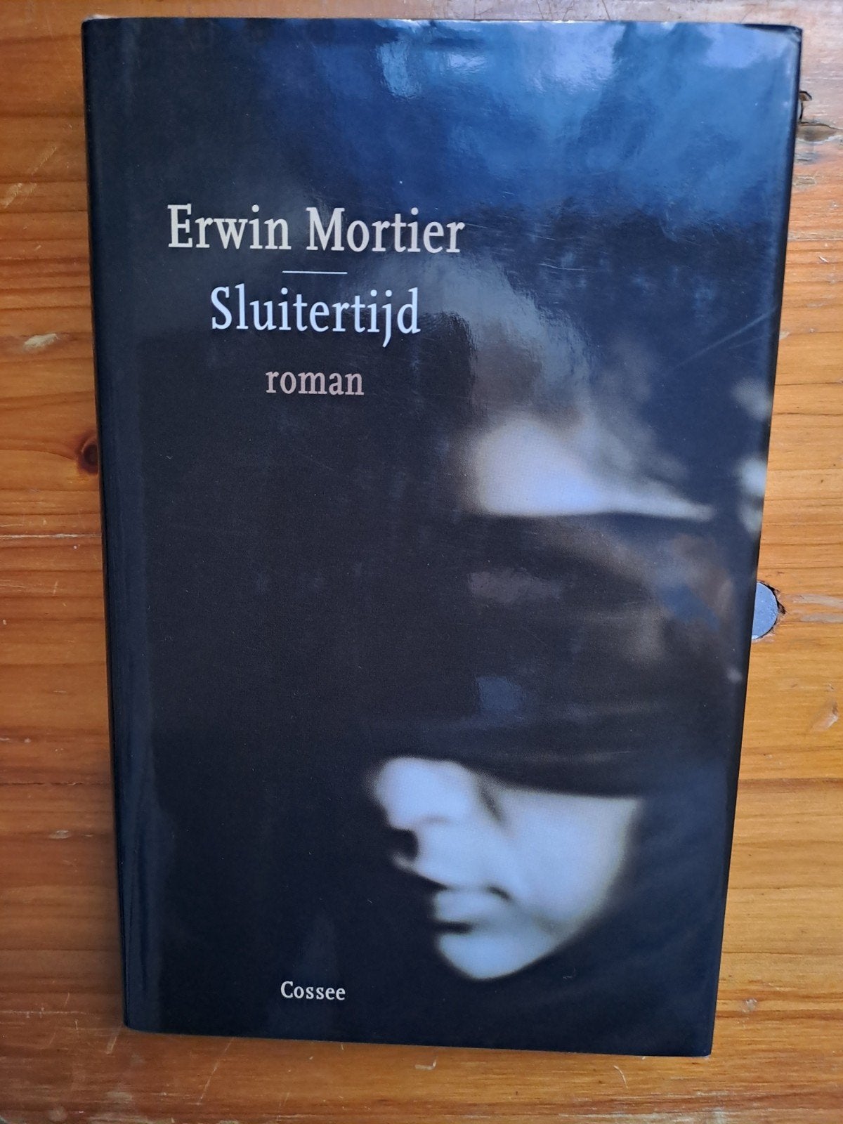 Erwin Mortier - Sluitertijd, Ophalen of Verzenden, Zo goed als nieuw, Erwin Mortier