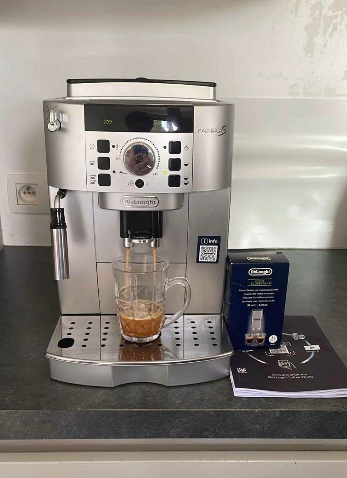 De'Longhi Magnifica S ECAM 22.110.B Volautomatische Espresso, Ophalen, Afneembaar waterreservoir, Espresso apparaat, Gemalen koffie