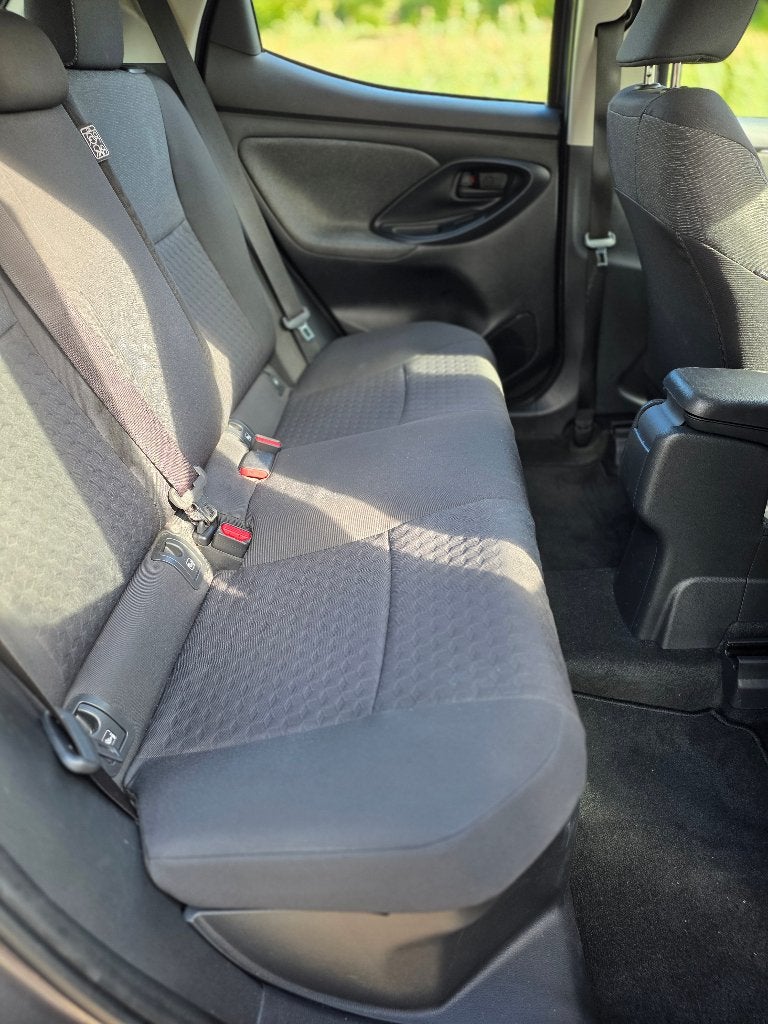 Foto 7 van Yaris Hybrid 2020 grijs Garantie Trekh, Android auto Keyless