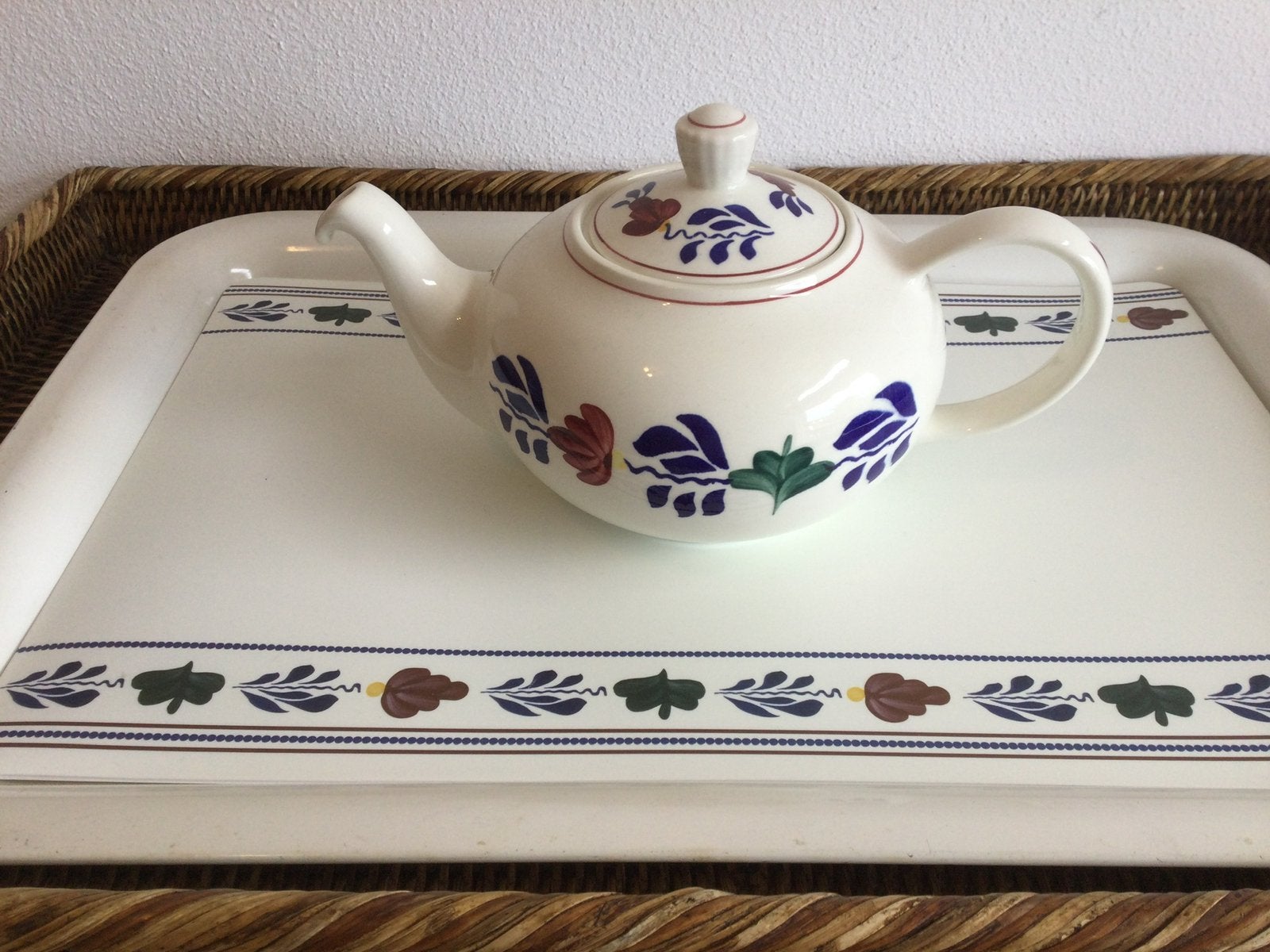 Boerenbont Boch België ( Zeeland Theepot met druppeltuit), Ophalen of Verzenden, Zo goed als nieuw, Aardewerk, Overige typen