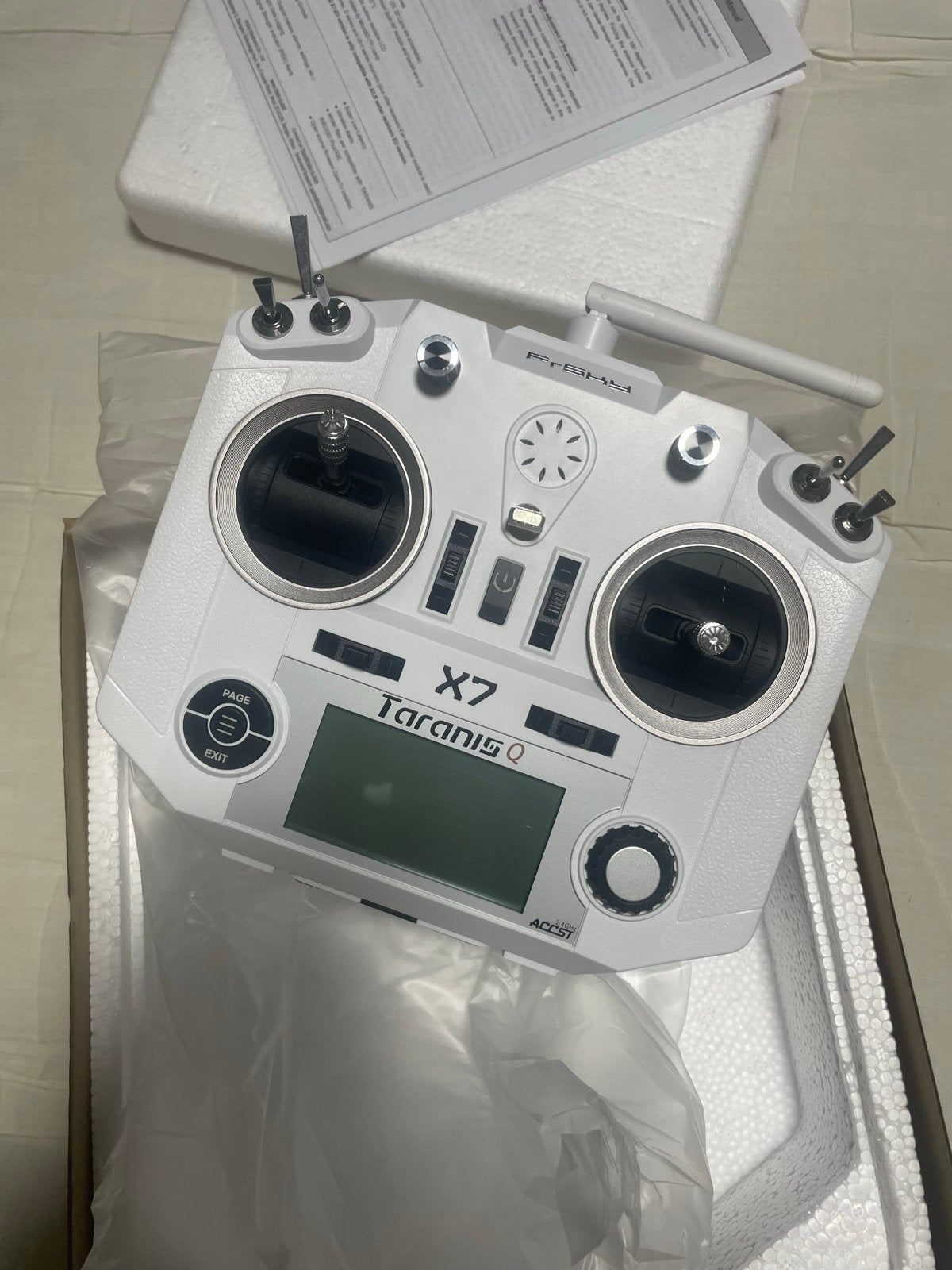FrSky Taranis Q X7 afstandsbediening - Nieuw in doos, Ophalen of Verzenden, Nieuw