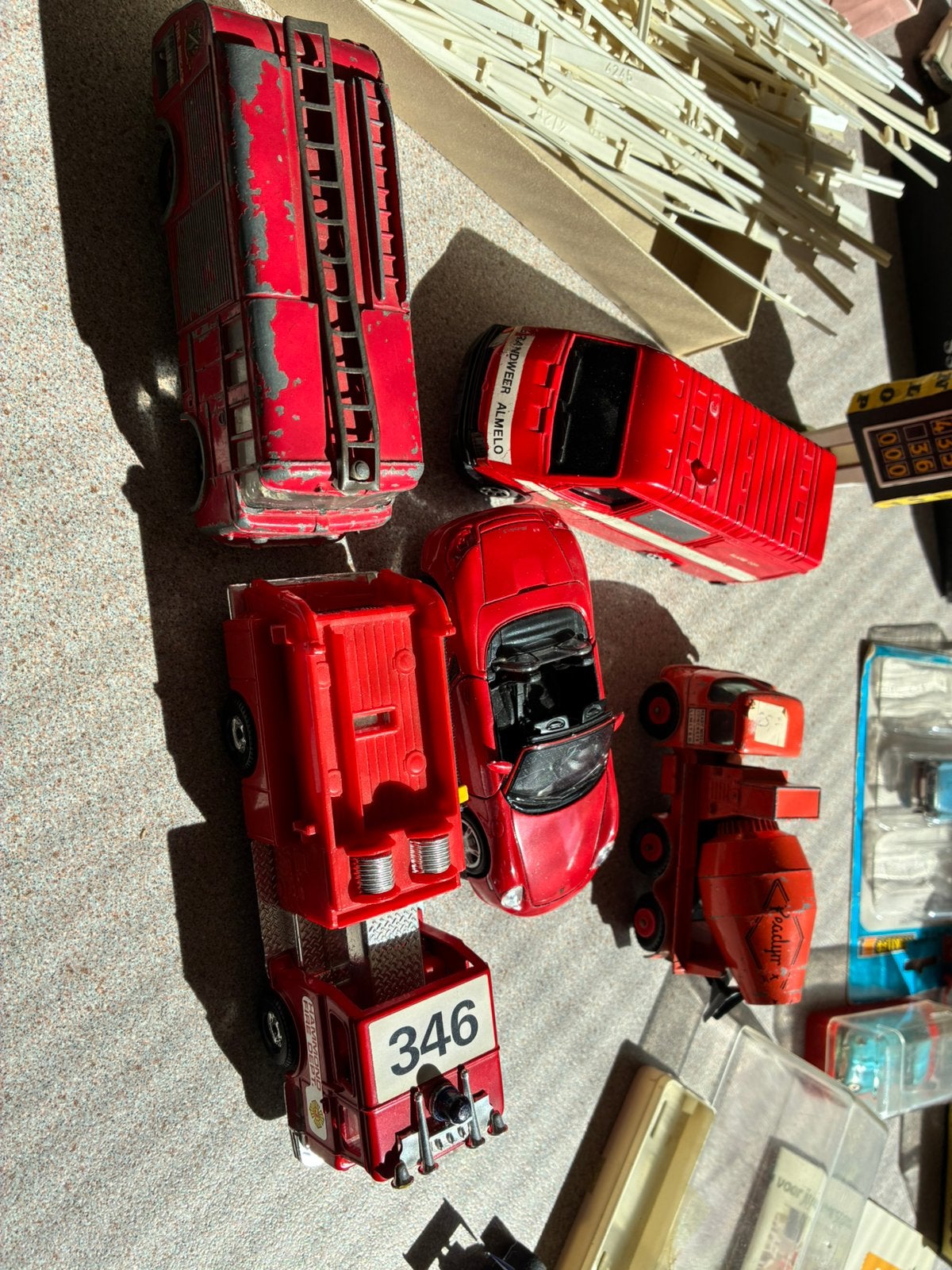 Dinky toys corgi toys matchbox, Ophalen of Verzenden, Zo goed als nieuw, Auto, Corgi