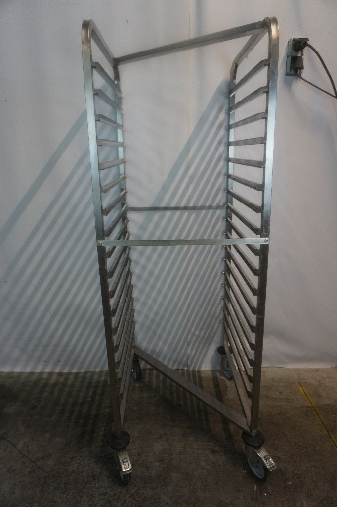 RVS regaalwagen gnbakkenwagen dienbladenwagen dienbladenkar, Ophalen, Gebruikt