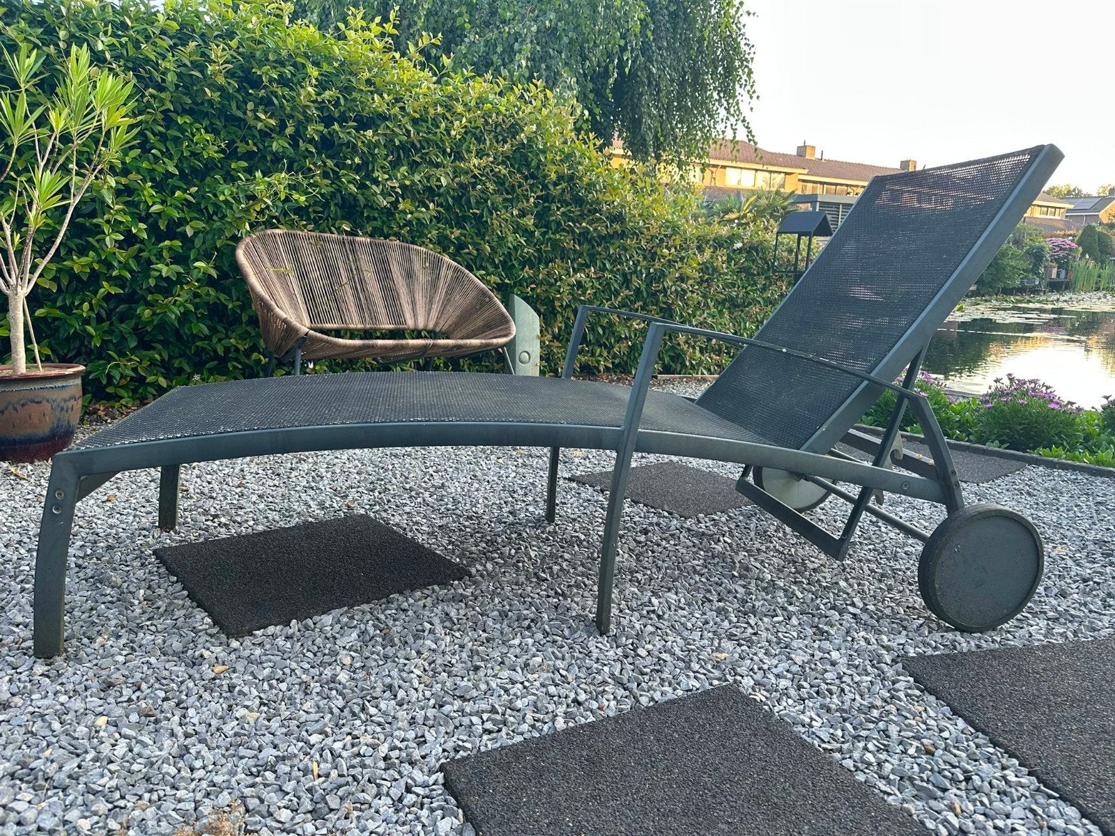 Verrijdbaar ligbed voor in tuin, Ophalen, Zo goed als nieuw, Verstelbaar