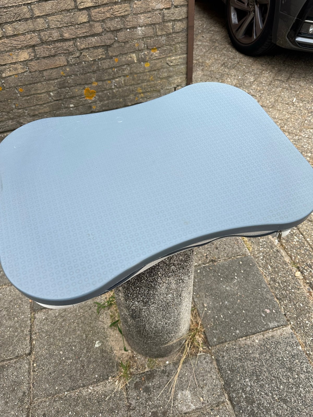 Comfortabel laptopkussen / laptophouder voor op schoot, Ophalen of Verzenden, Gebruikt