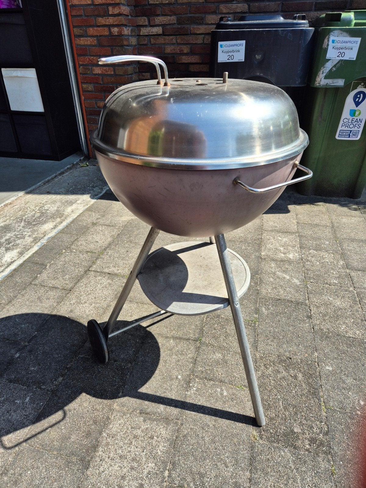 Dancook BBQ met deksel, houtskoolstarter, kolen en briketten, Ophalen, Gebruikt, Dancook