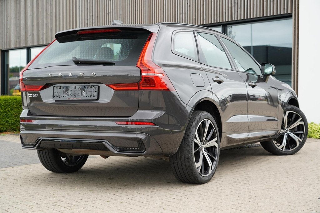 Volvo XC60 2.0 T6 Plug-in hybrid AWD Plus Dark Long Range |, Auto's, Volvo, Automaat, Gebruikt, 4 cilinders, 1969 cc