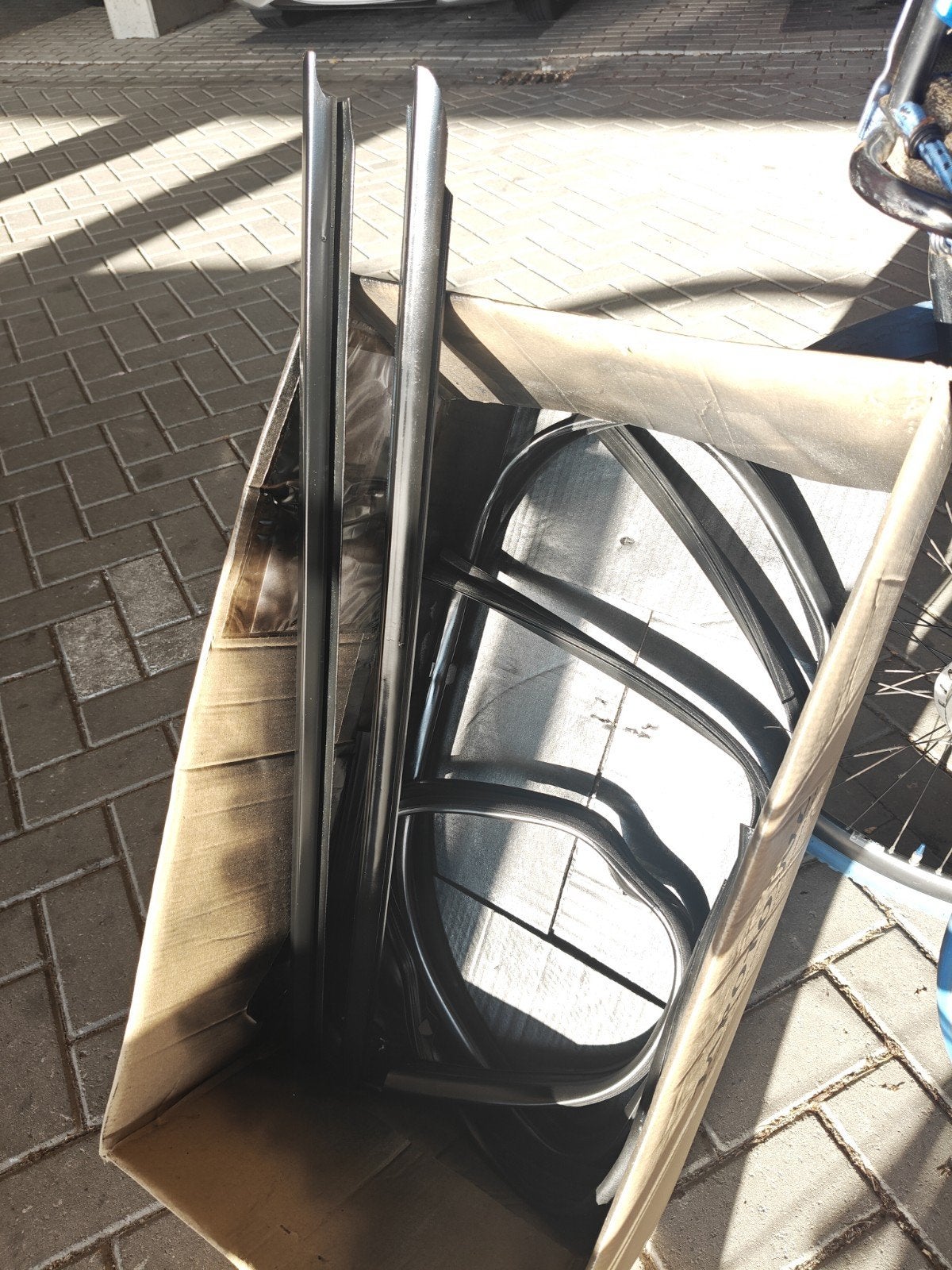 Raamlijsten en rubbers voor Bug Aygo AB10 /C1 /Peugeot 107, Ophalen of Verzenden, Gereviseerd
