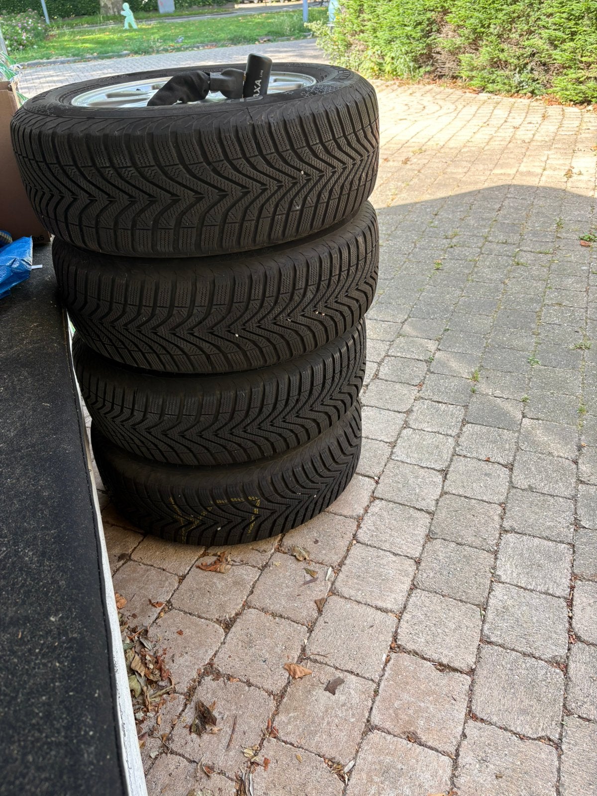 Winterbanden op Volvo velg 195/65 R15 M+S Vredestein, Ophalen, Gebruikt