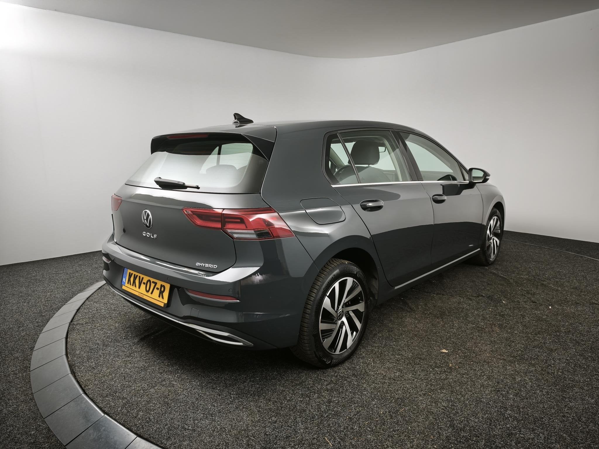 Volkswagen Golf 1.4 eHybrid Style | Adaptieve cruise control, Auto's, Gebruikt, Plug-in hybride, 13 kWh, 1500 kg