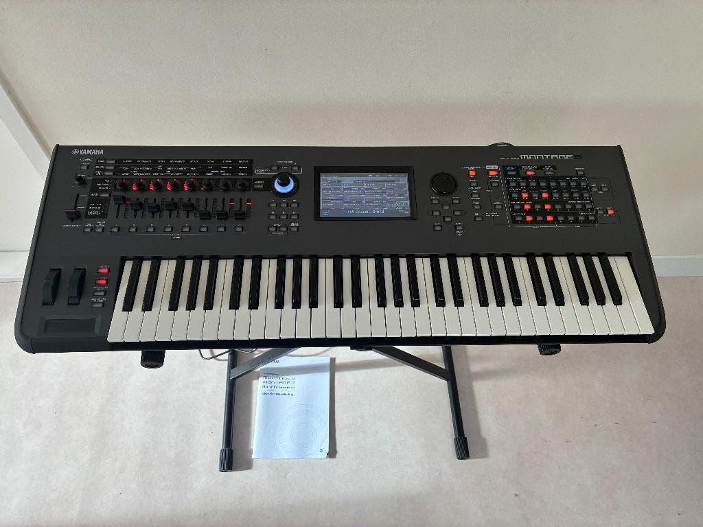 Yamaha Montage 6 inc. flightcase + softbag en soundpacks, Ophalen, Met midi-aansluiting, Yamaha, 61 toetsen