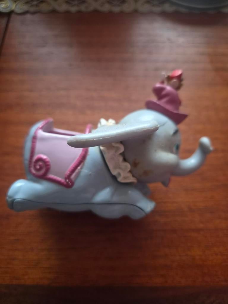 Disney Dumbo auto, Ophalen of Verzenden, Bambi of Dumbo, Gebruikt, Beeldje of Figuurtje