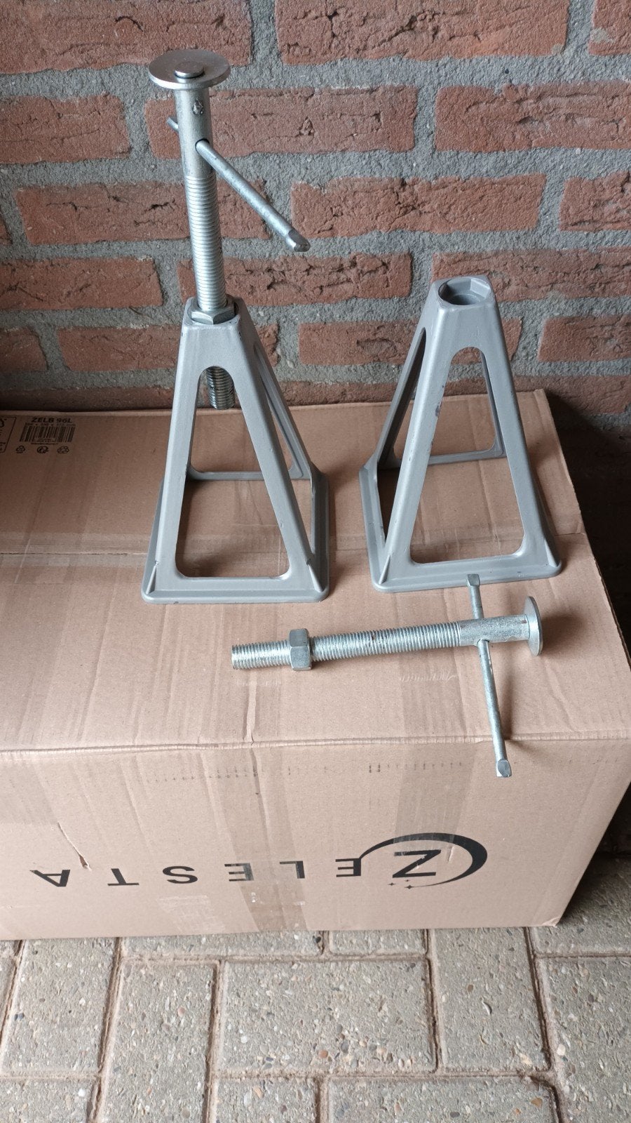 Verstelbare assteunen / kriksteunen voor camper(set van 2), Auto diversen, Krikken, Ophalen of Verzenden, Zo goed als nieuw, Manueel