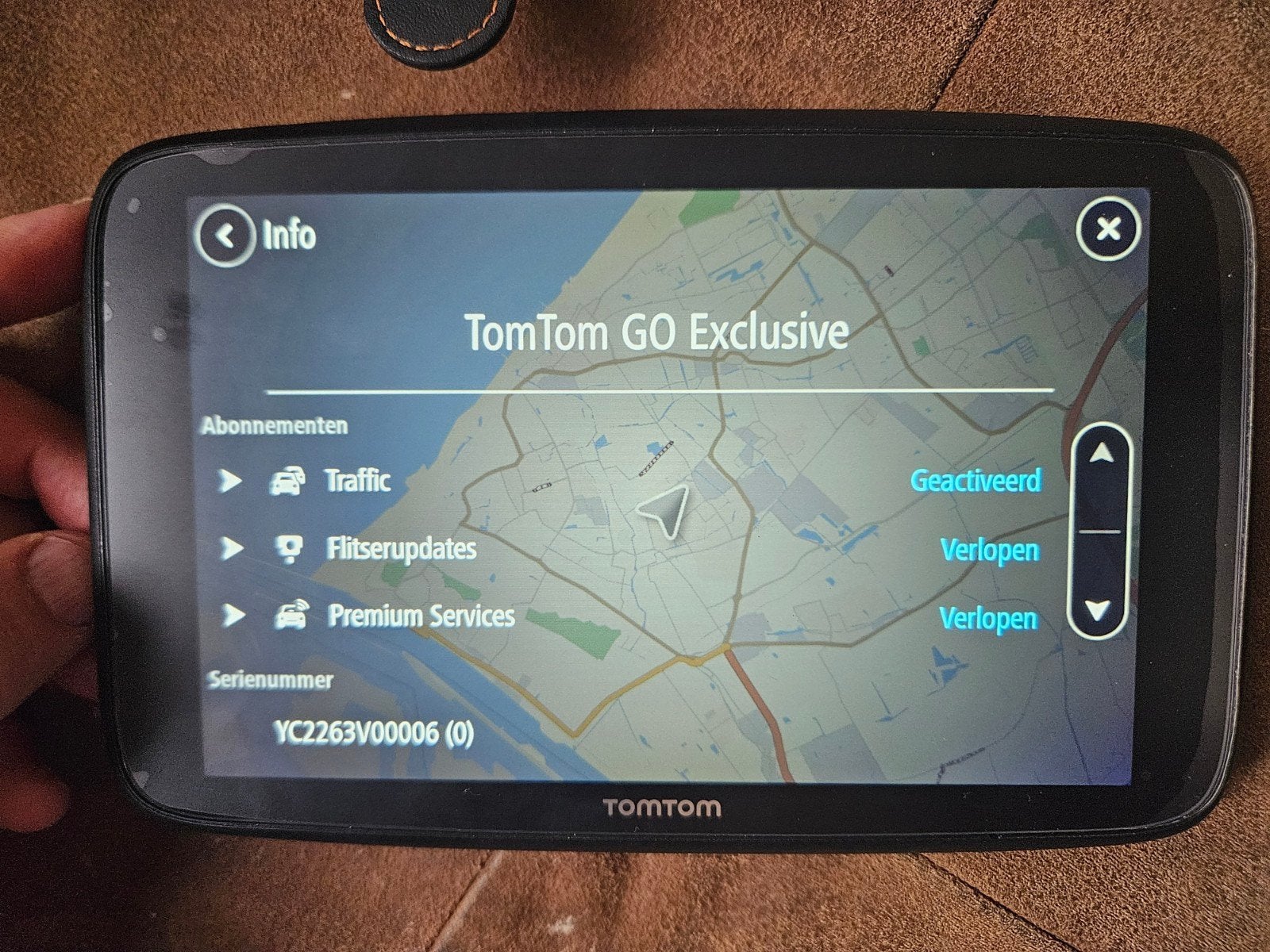TomTom GO Exclusive Navigatiesysteem - Zo goed als nieuw, Auto diversen, Ophalen of Verzenden, Zo goed als nieuw