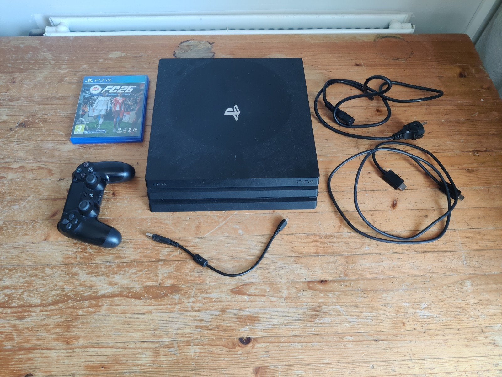 PlayStation 4 Pro 1 TB met controller en FC 26, Spelcomputers en Games, Met games, Ophalen of Verzenden, Zo goed als nieuw, 1 TB