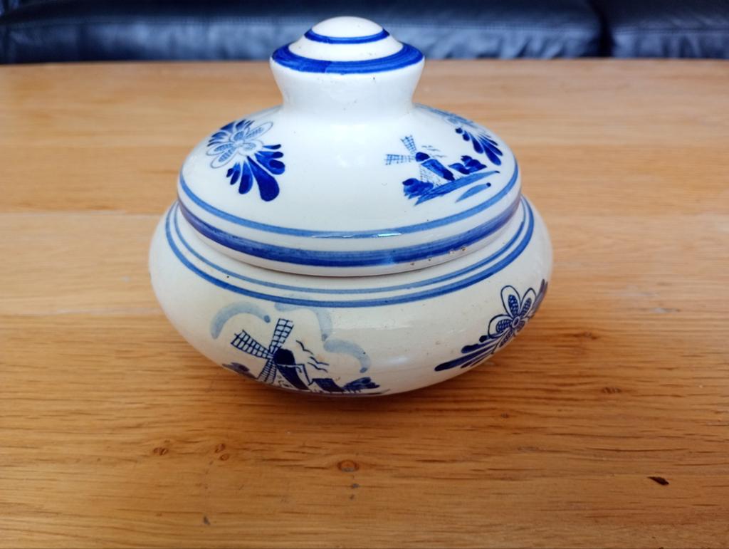 Delfts Blauw handgeschilderd potje met deksel, Antiek en Kunst, Antiek | Porselein, Ophalen of Verzenden