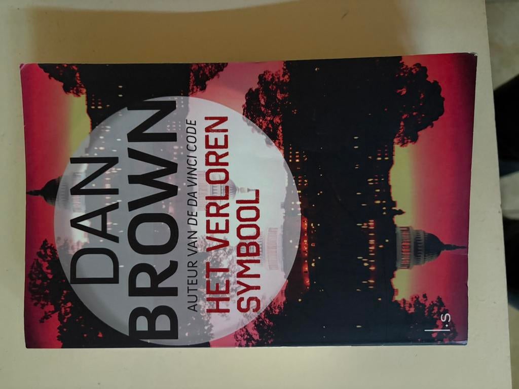Dan Brown - Het verloren symbool. Paperback, Verzenden, Gelezen