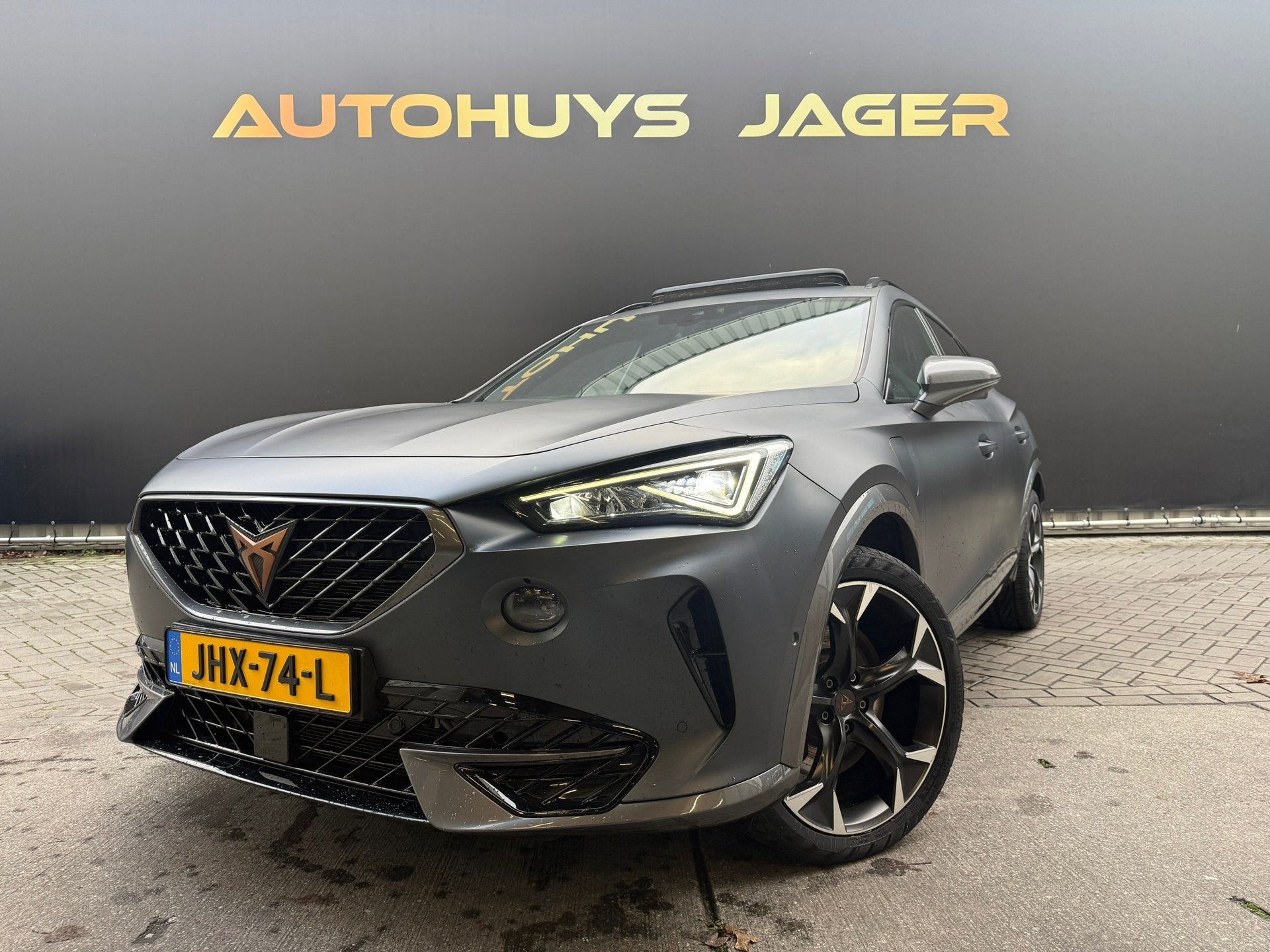 Cupra Formentor 1.4 e-Hybrid VZ Copper Edition|Performance|P, Auto's, Dealer onderhouden, Gebruikt, 4 cilinders, Hybride Elektrisch/Benzine