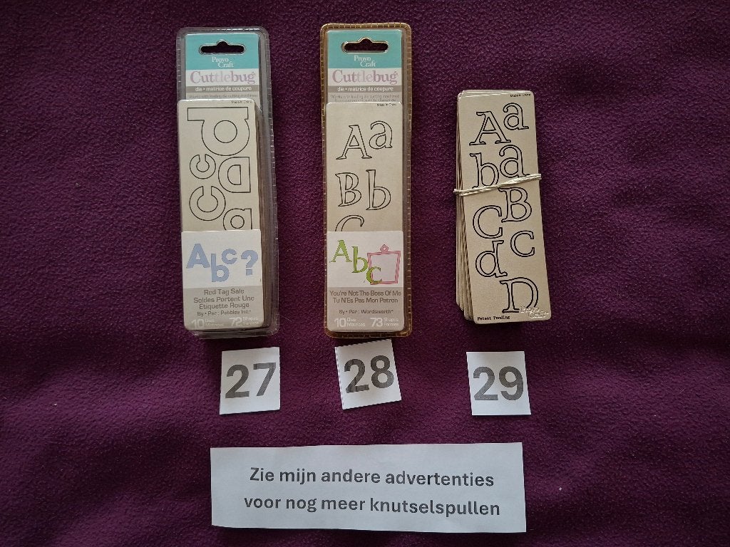 3 complete sets met alfabet snijmallen (nr 27 t/m 29), Hobby en Vrije tijd, Ophalen of Verzenden, Zo goed als nieuw, Overige thema's