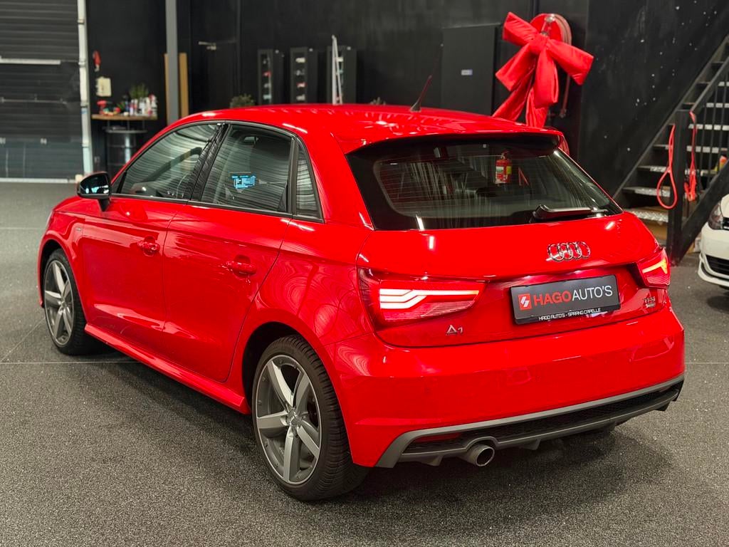 Audi A1 Sportback 1.0 TFSI S-LINE/LED/NAVI/CRUISE/PDC/CLIMAT, Voorwielaandrijving, Stof, 82 pk, 23 km/l