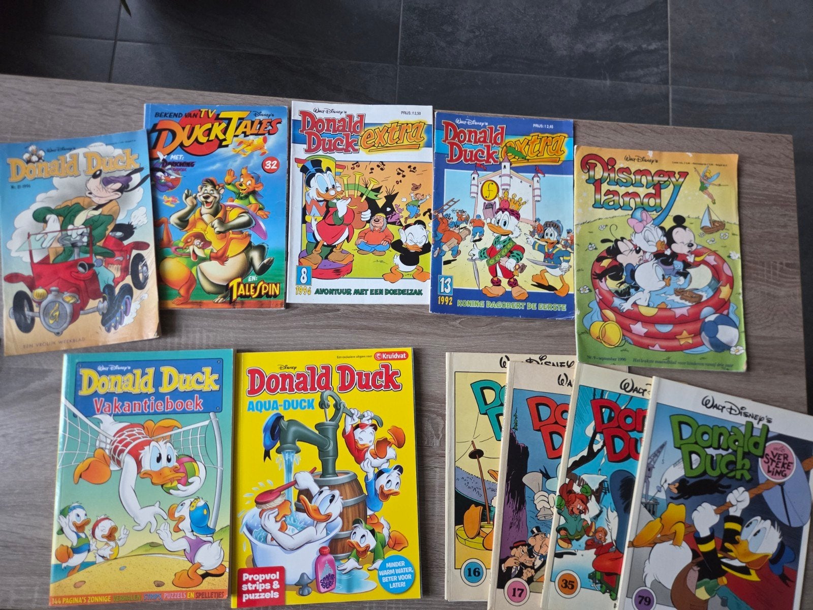 11 Donald Duck strips, Ophalen of Verzenden