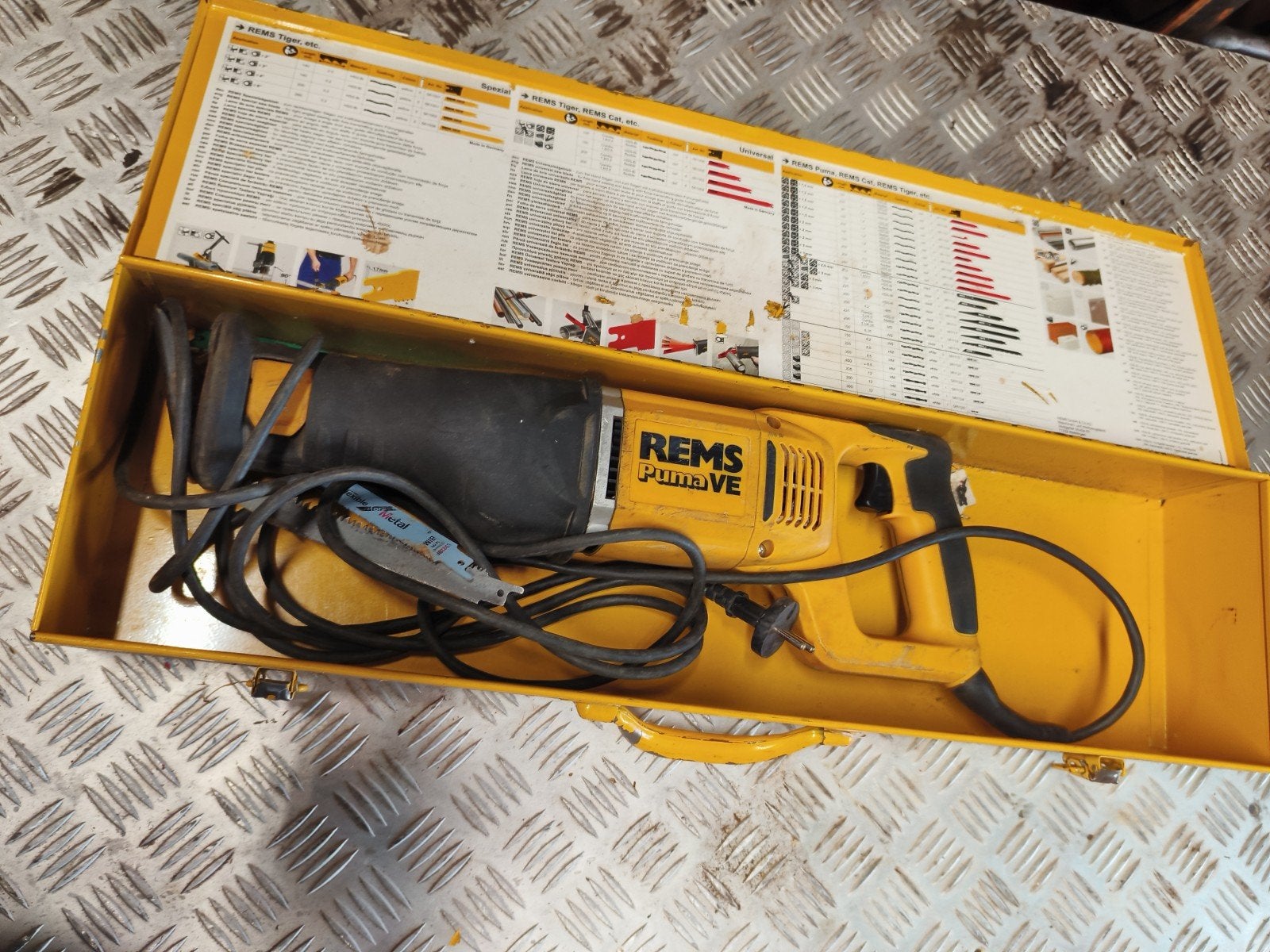 REMS Puma VE Reciprozaag in koffer, Doe-het-zelf en Verbouw, Gebruikt, 600 tot 1200 watt, Ophalen of Verzenden, Reciprozaag