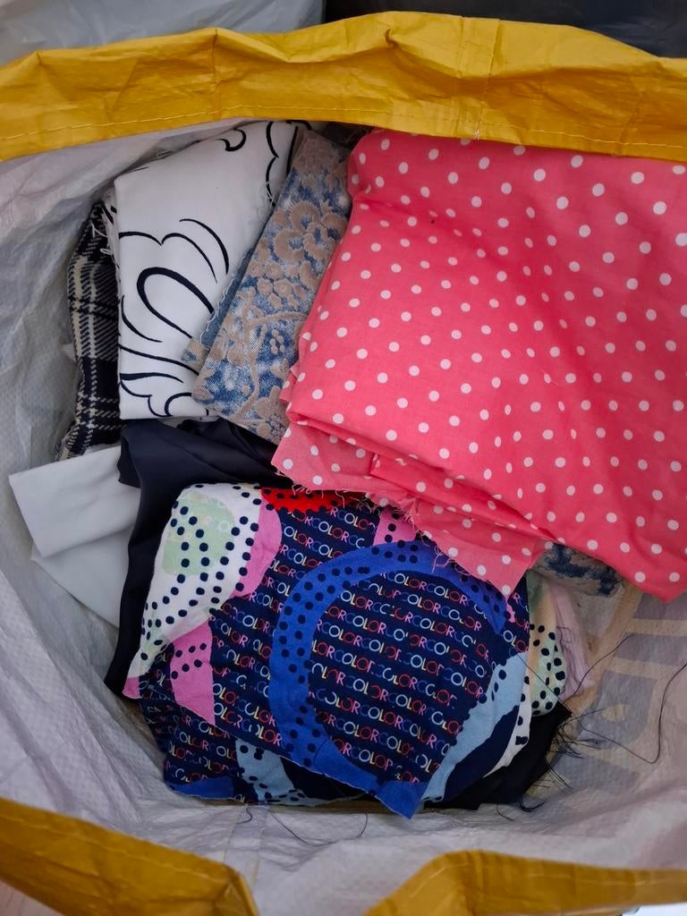 Drie tassen met stoffen!, Ophalen, Vrouw, Overige merken