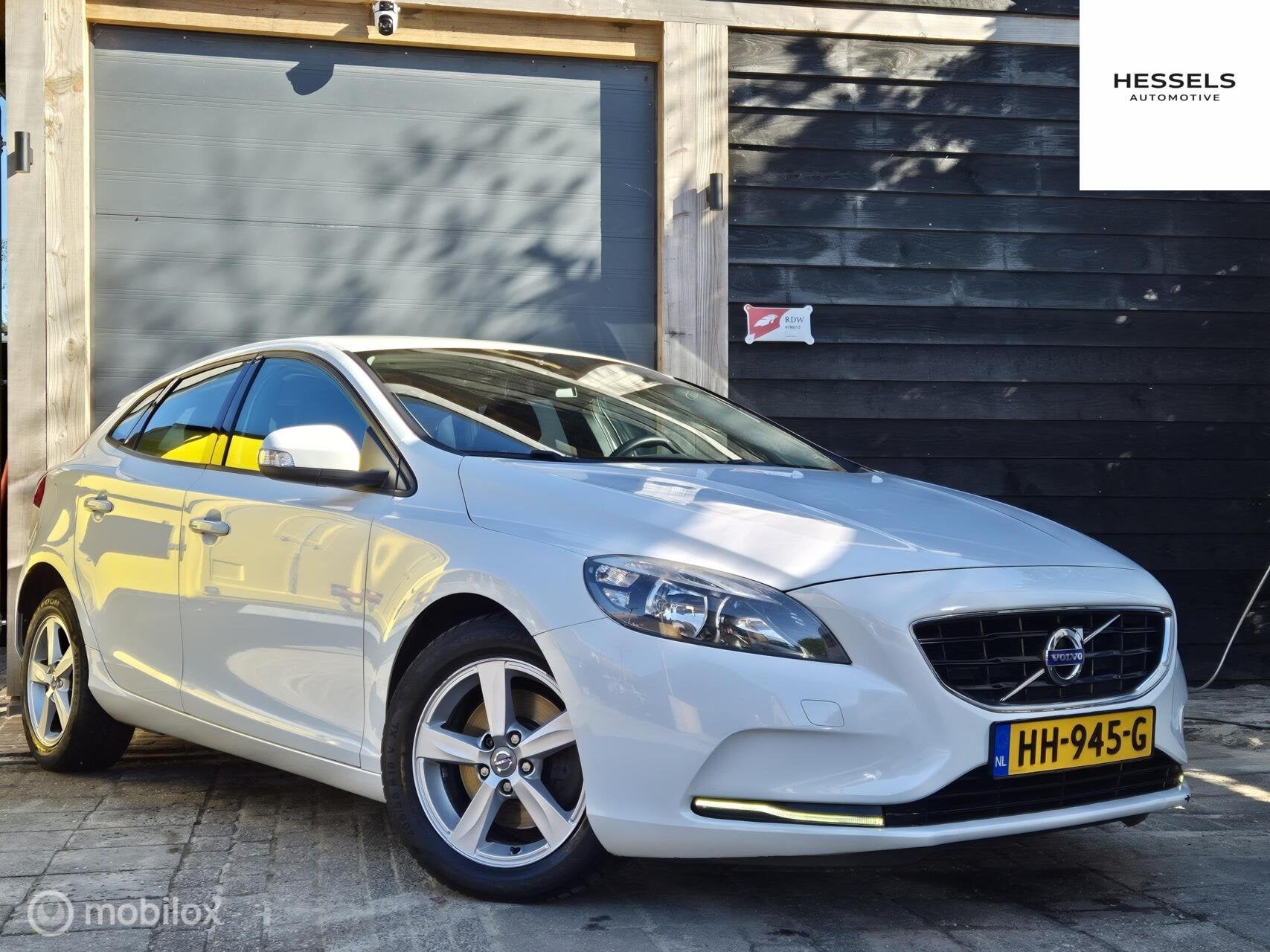 Volvo V40 1.6 T3 2012 Kinetic Camera, Cruise, Trekhaak, Auto's, Volvo, Voorwielaandrijving, Gebruikt, 4 cilinders, 150 pk