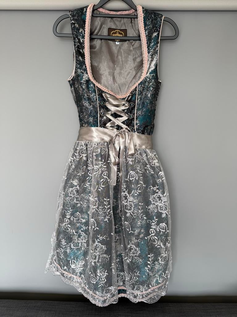 Prachtige Oktoberfest jurk - Nooit gedragen - Maat 34, Kleding | Dames, Jurken, Nieuw, Maat 34 (XS) of kleiner, Overige kleuren