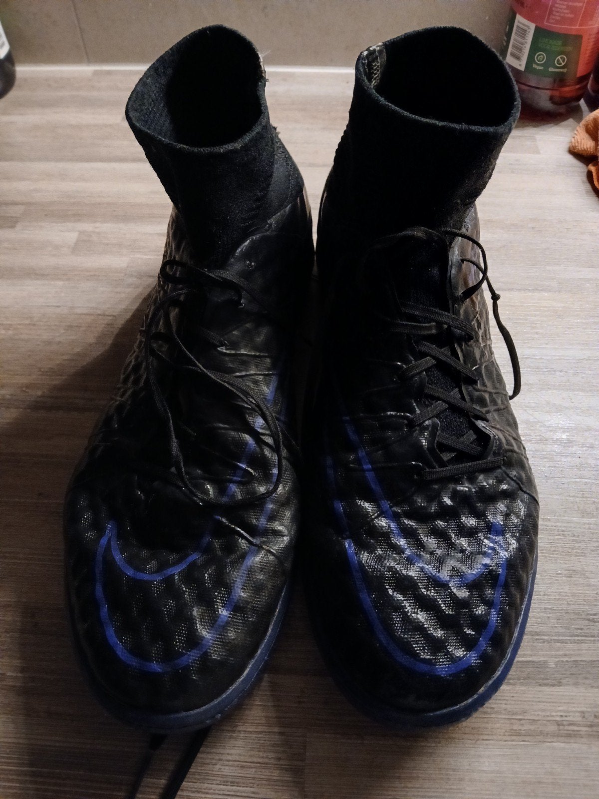 Voetbalschoenen nike, Maat XS of kleiner, Ophalen, Zo goed als nieuw, Schoenen