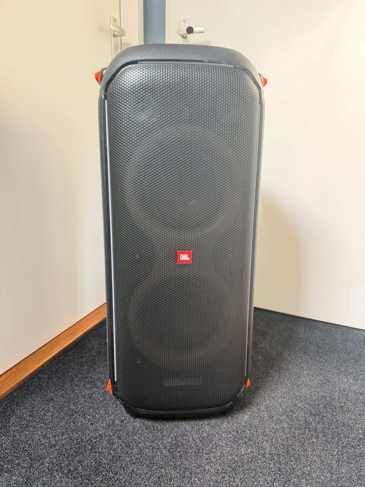 JBL PartyBox 710 – Zo goed als nieuw! 800W – Lichtshow, JBL, Zo goed als nieuw, Center speaker, Ophalen