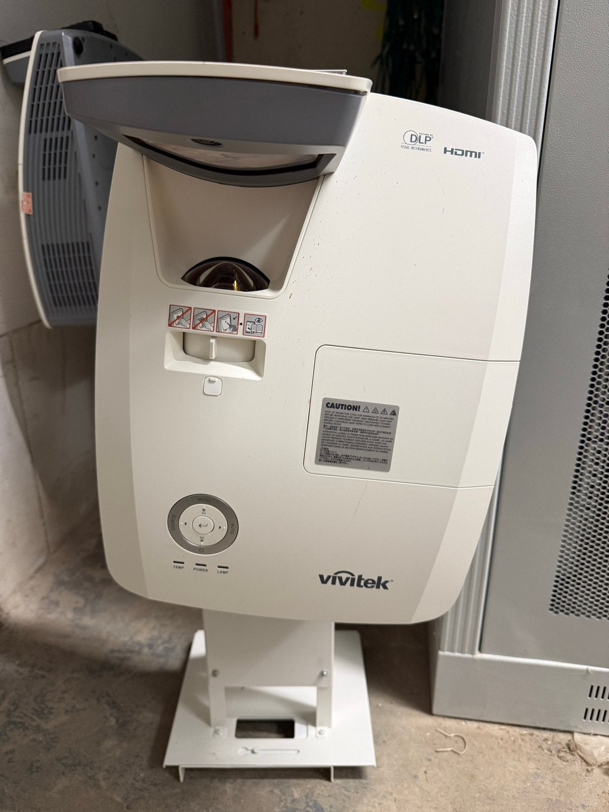 Vivitek D755WT DLP Projector 11 stuks met boxen, Audio, Tv en Foto, Beamers, Ophalen, Gebruikt, DLP, Overige resoluties