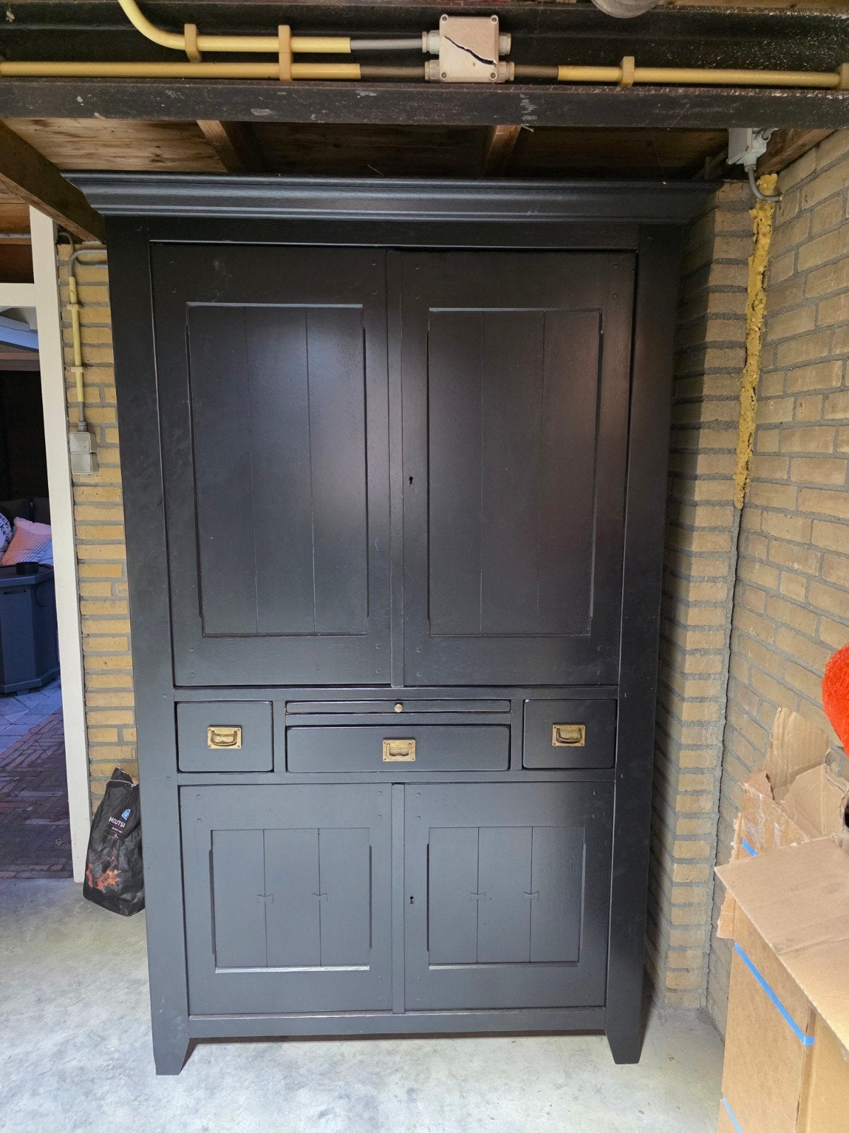 Zwarte service kast met LED-verlichting (120x206x42 cm), Huis en Inrichting, Ophalen, Gebruikt
