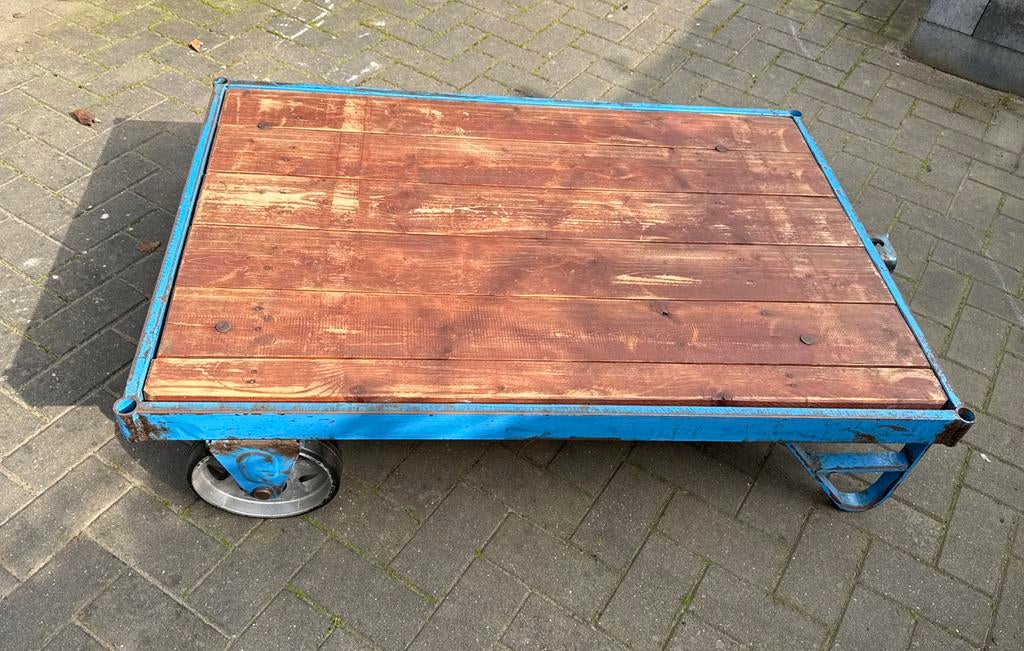 Vintage palletwagen salontafel met houten blad, Ophalen, Gebruikt, 100 tot 150 cm, 50 tot 100 cm