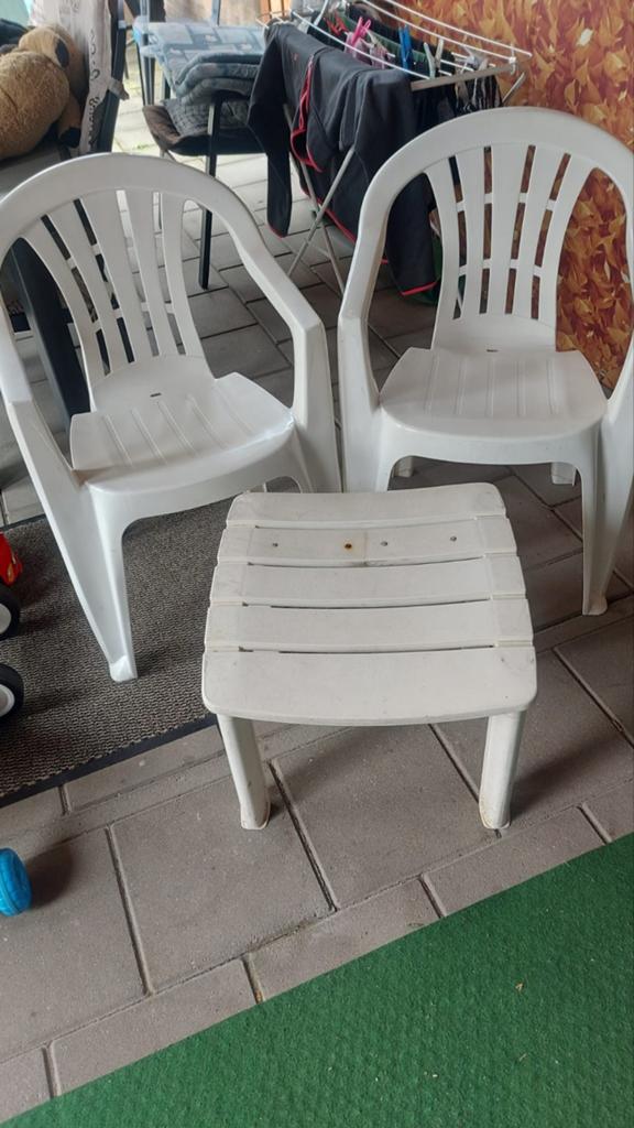 2 tuinstoelen & tafeltje, Tuin en Terras, Tuinstoelen, Ophalen, Gebruikt, Kunststof