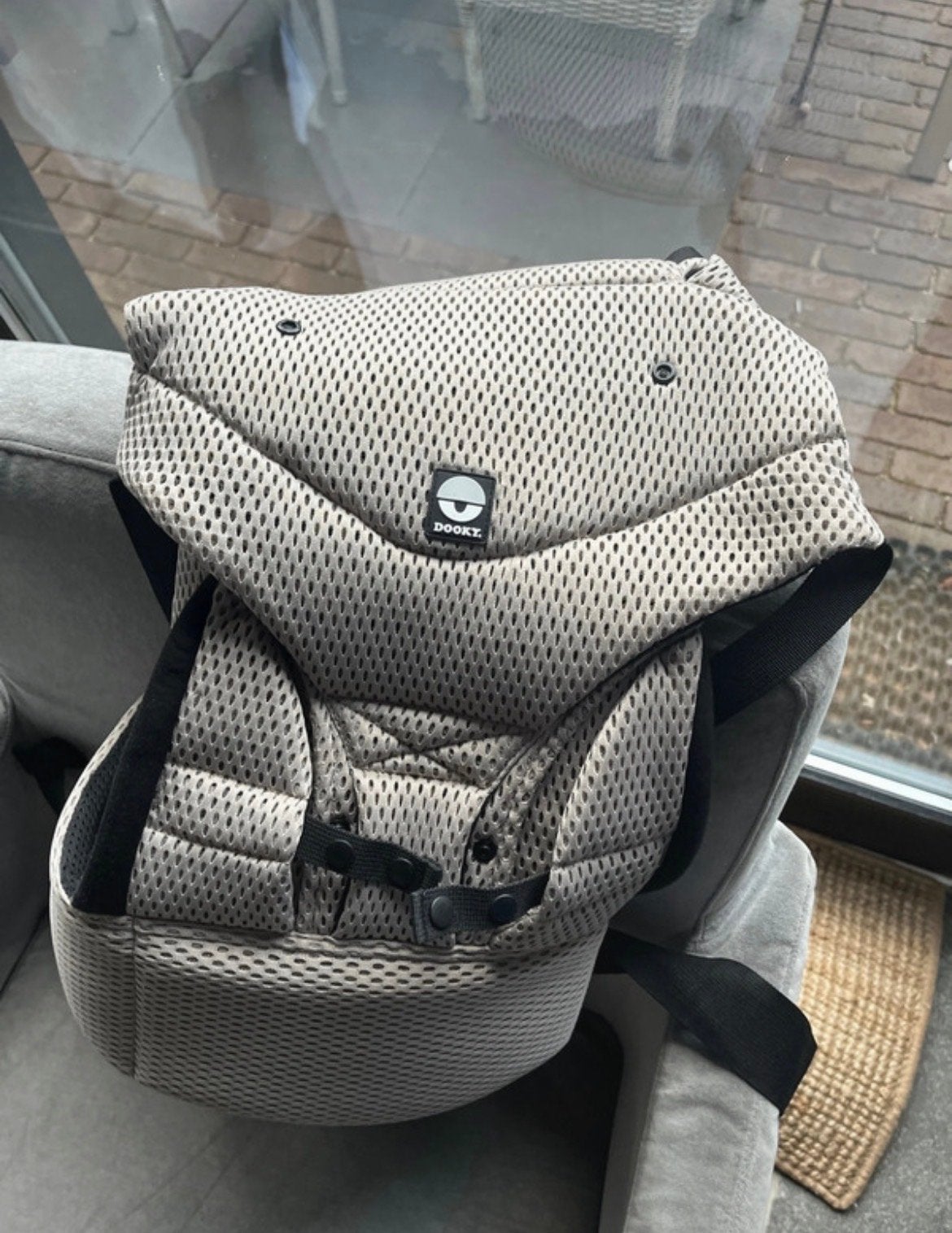 Dooky Draagzak - Ergonomisch en Comfortabel, Kinderen en Baby's, Zo goed als nieuw, Buik, Rug of Zij, Draagzak, Ophalen
