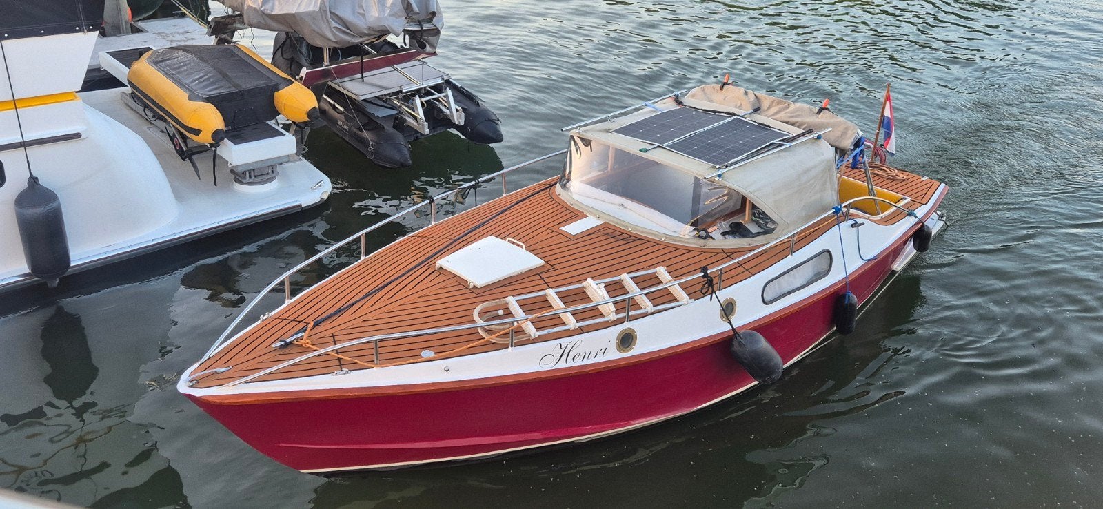 Motorboot / motorsloeb, Watersport en Boten, 70 cm, Kajuitboot, 15 pk, Buitenboordmotor