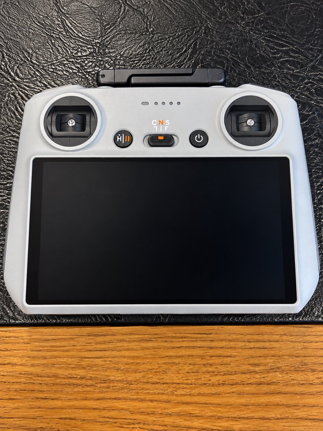 DJI RC-2 Smart Remote Controller in nieuwstaat, Audio, Tv en Foto, Ophalen, Zo goed als nieuw, DJI, 1 tot 5 kilometer